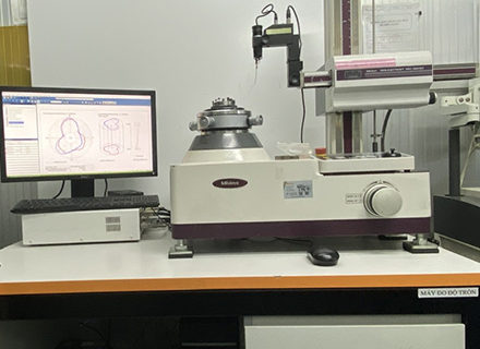 ROUNDNESS/CYLINDRICITY MEASURING SYSTEM Mitutoyo ROUNDTEST RA-1600M
